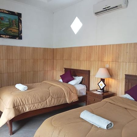 Nitya Home Stay Lembongan エクステリア 写真