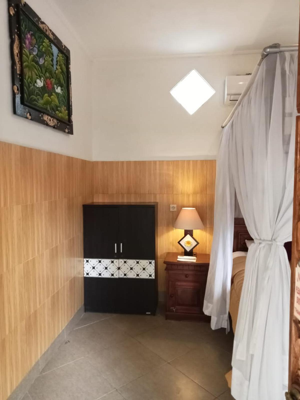 Nitya Home Stay Lembongan エクステリア 写真