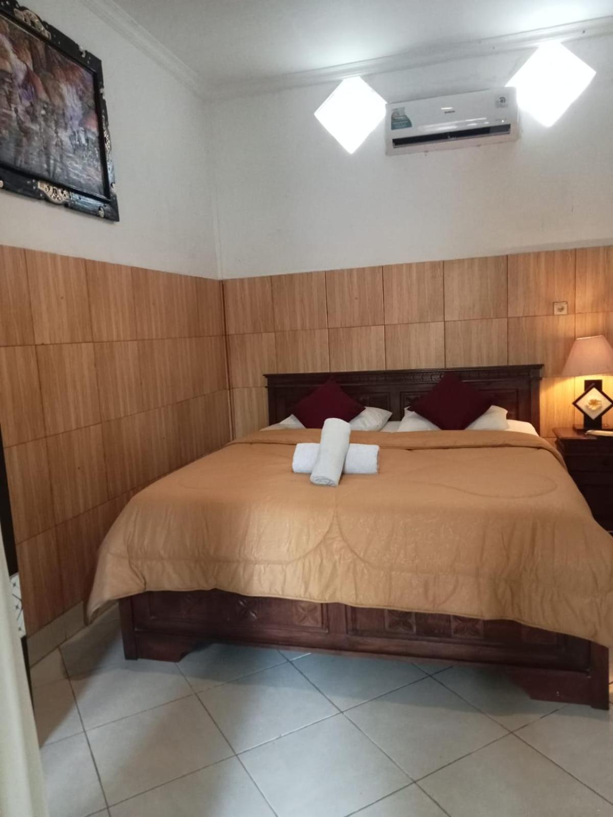 Nitya Home Stay Lembongan エクステリア 写真