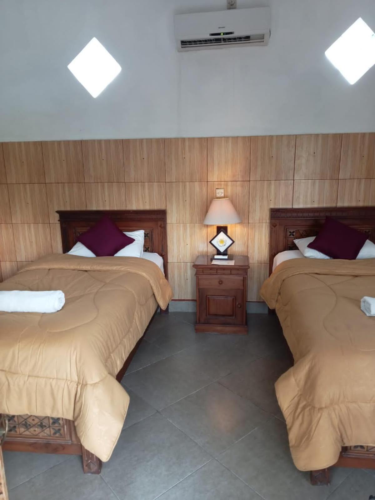 Nitya Home Stay Lembongan エクステリア 写真