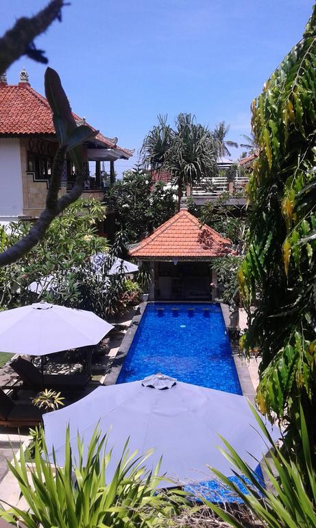 Nitya Home Stay Lembongan エクステリア 写真
