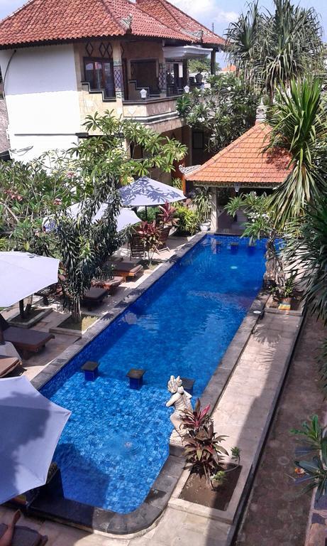 Nitya Home Stay Lembongan エクステリア 写真