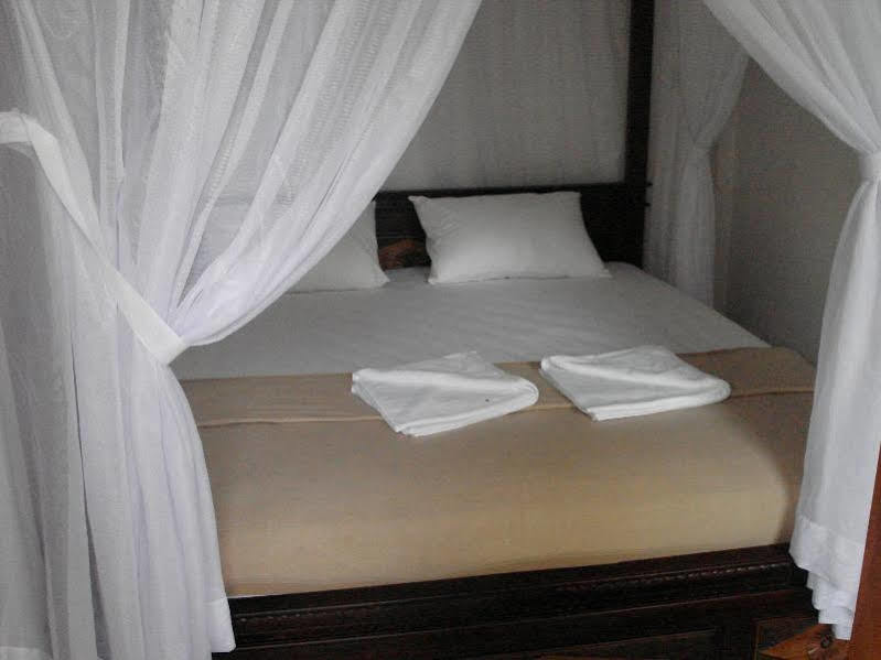 Nitya Home Stay Lembongan エクステリア 写真