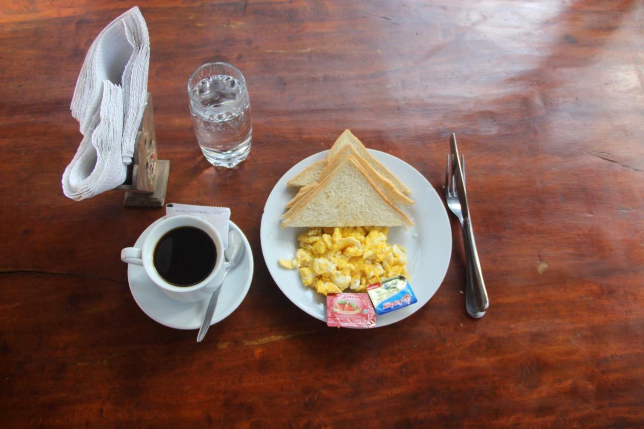 Nitya Home Stay Lembongan エクステリア 写真