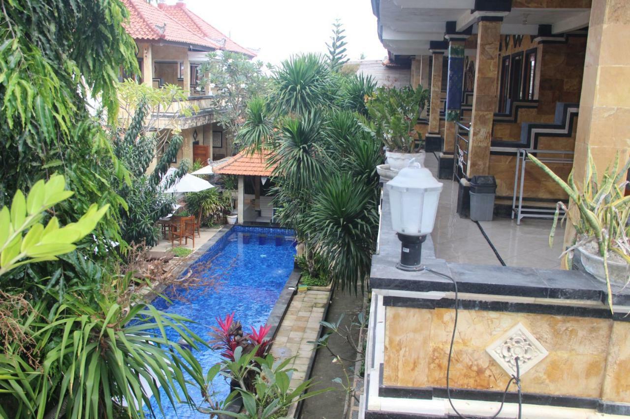 Nitya Home Stay Lembongan エクステリア 写真