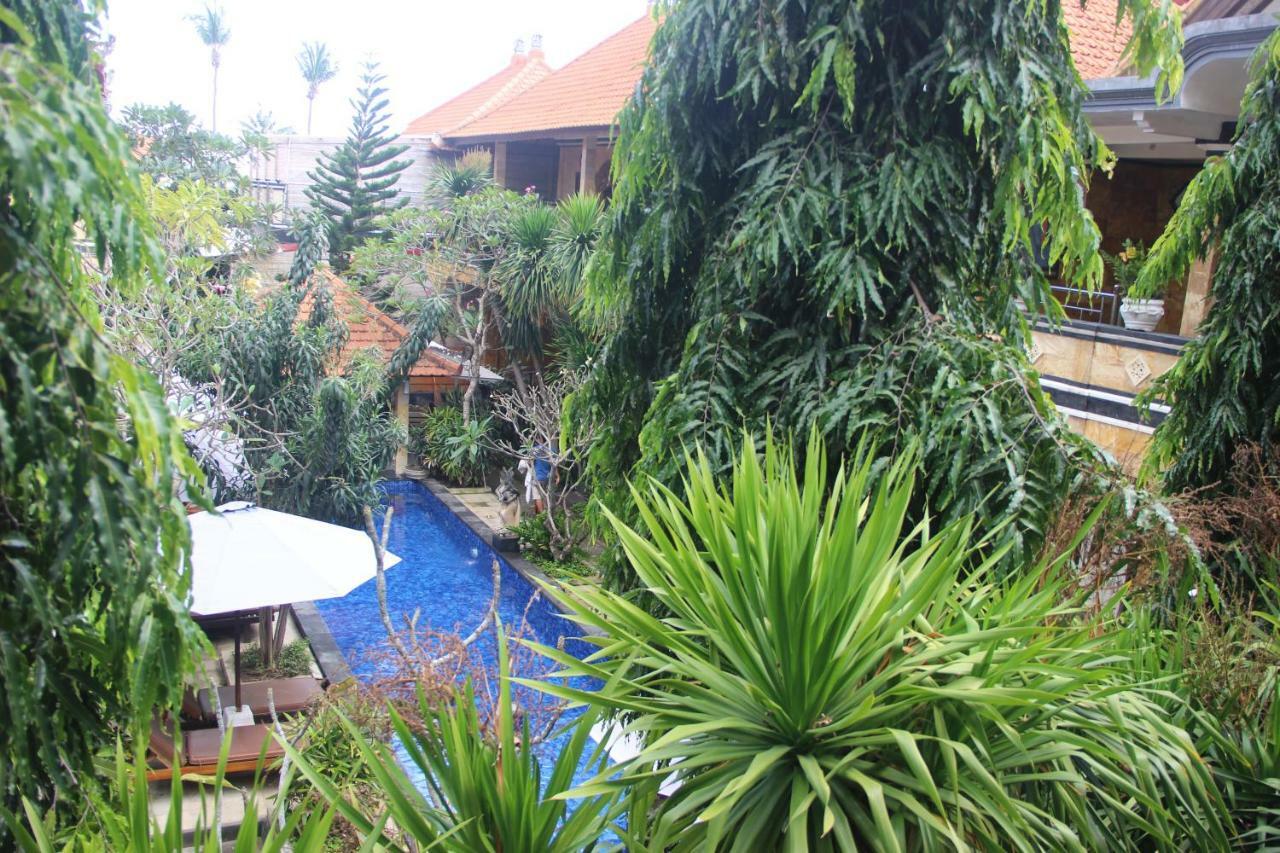 Nitya Home Stay Lembongan エクステリア 写真