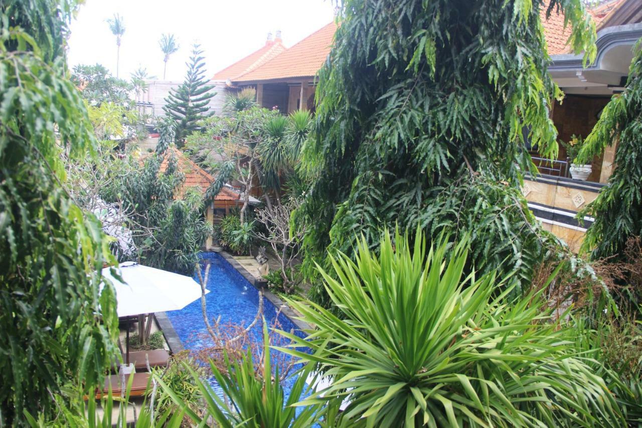 Nitya Home Stay Lembongan エクステリア 写真